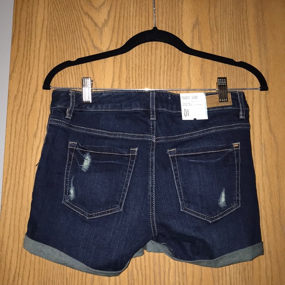 NWT -Garage - favorite shorts - size 1 Jean shorts - Picture 2 of 3